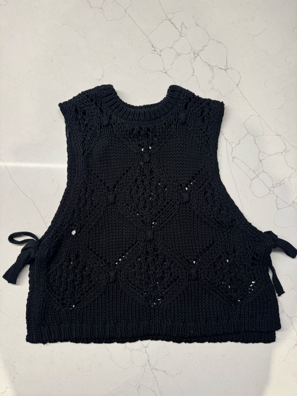 Black Knit Sleeveless Sweater Vest